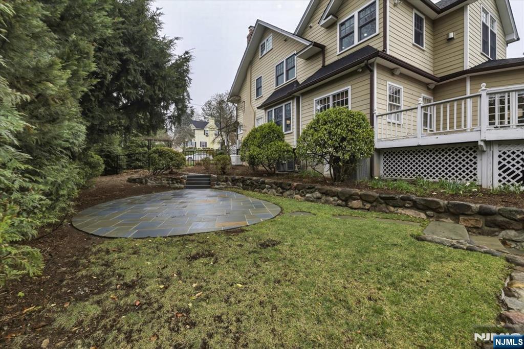 157 Melrose Place Ridgewood, NJ 07450 - Photo 43 of 43