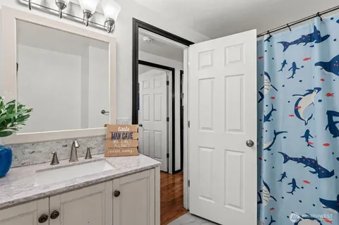 $475,000 | 7409 Lake Lucinda Court Southwest, Olympia, WA 98512