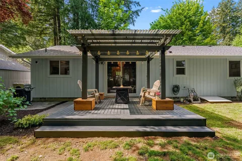 $475,000 | 7409 Lake Lucinda Court Southwest, Olympia, WA 98512