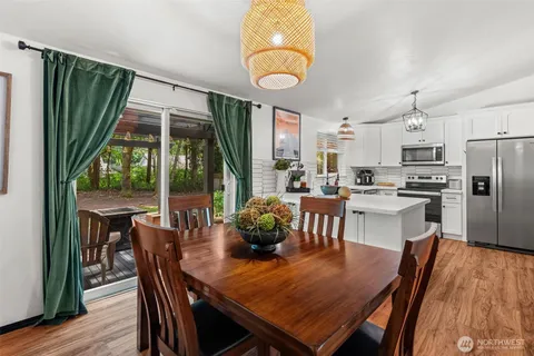$475,000 | 7409 Lake Lucinda Court Southwest, Olympia, WA 98512
