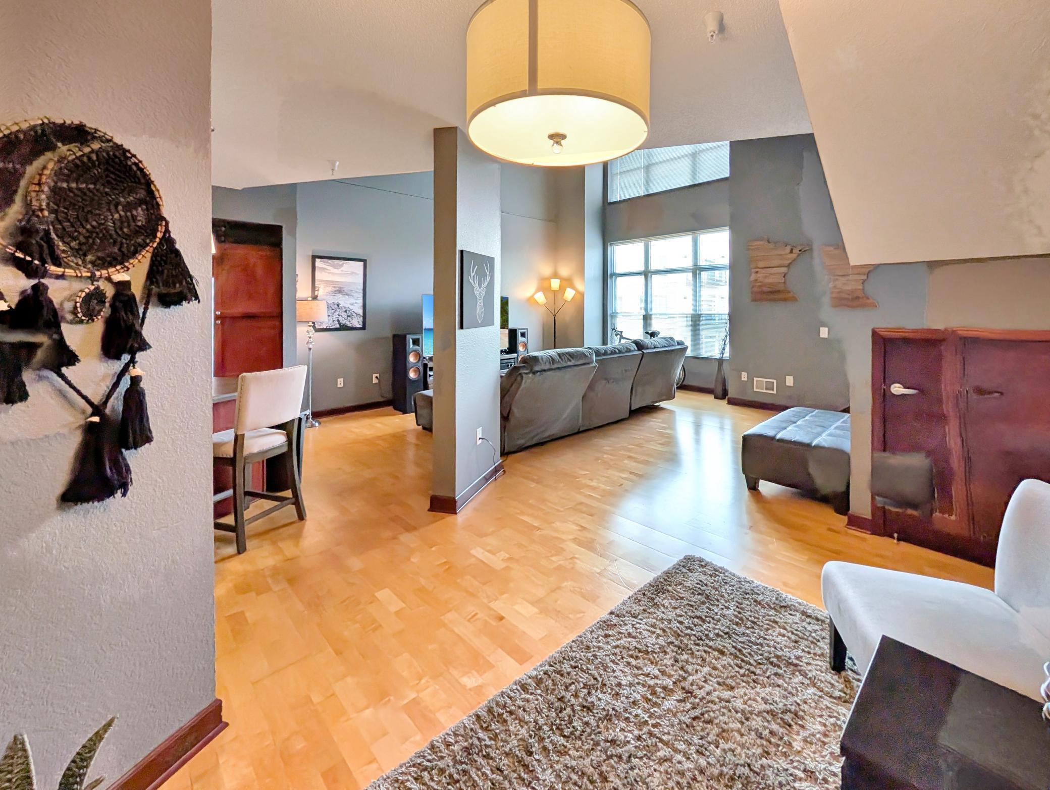 308 East 18th Street, Unit 305 Minneapolis, MN 55404 - Photo 19 of 42