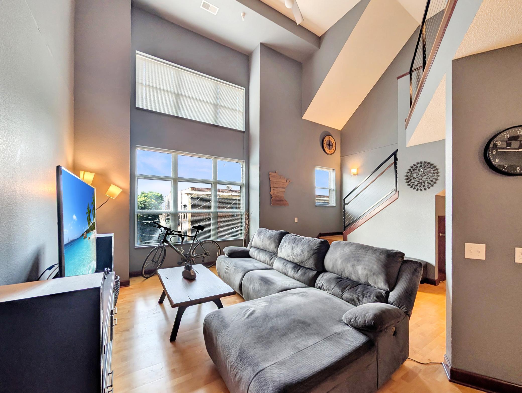 308 East 18th Street, Unit 305 Minneapolis, MN 55404 - Photo 21 of 42