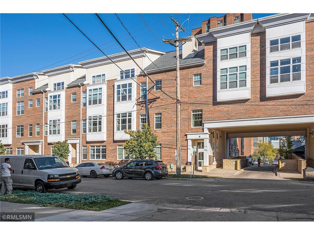 308 East 18th Street, Unit 305 Minneapolis, MN 55404 - Photo 40 of 42