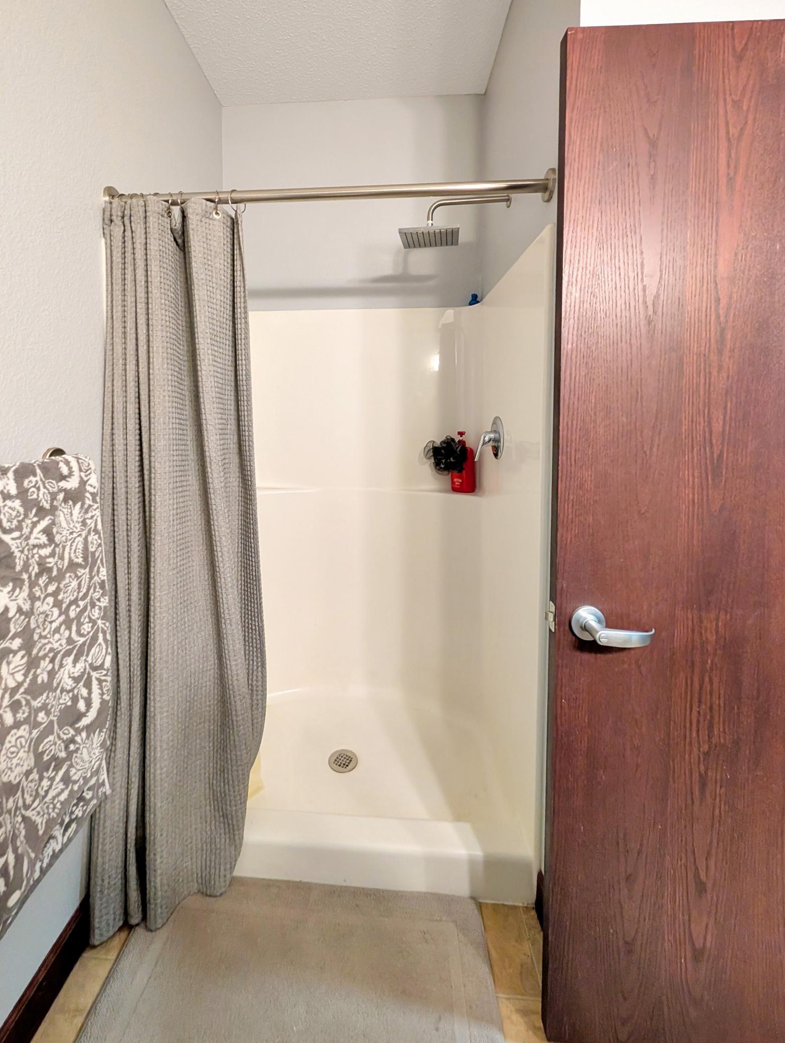 308 East 18th Street, Unit 305 Minneapolis, MN 55404 - Photo 10 of 42