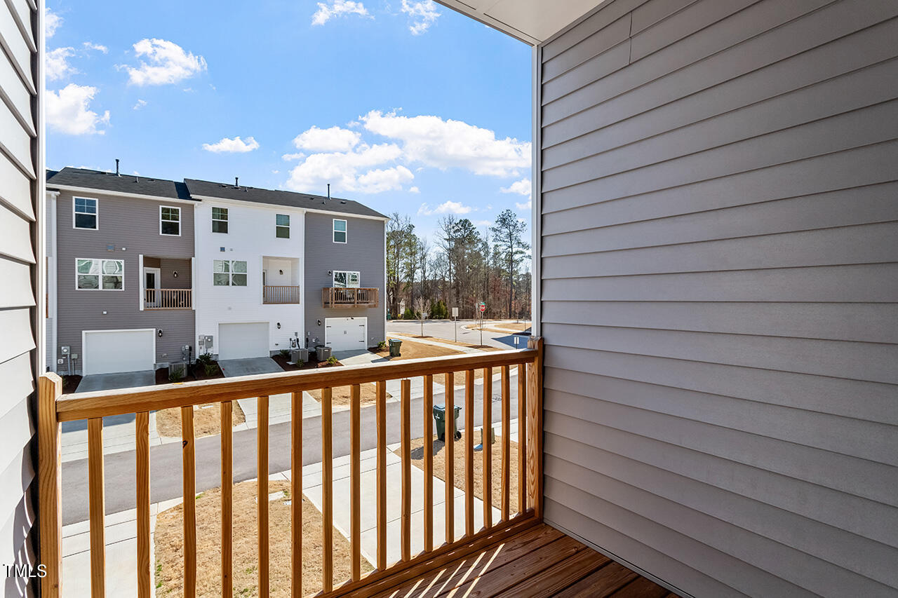 2539 Laurel Valley Way Raleigh, NC 27604 - Photo 4 of 33 2539 Laurel Valley Way_16