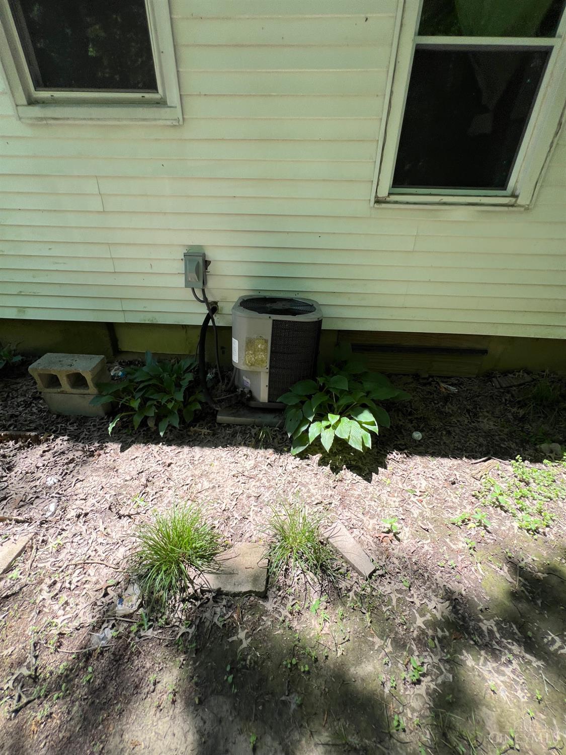 6236 Stewart Road Silverton, OH 45227 - Photo 12 of 16
