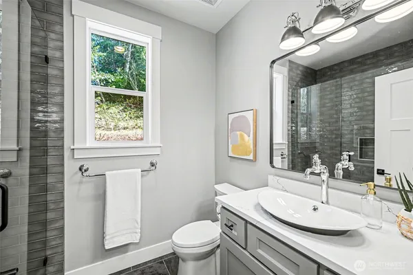 $1,100,000 | 17823 214th Ave Court East, Orting, WA 98360