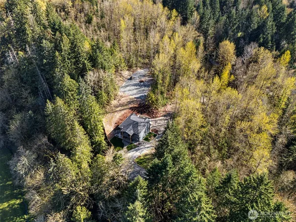 $1,100,000 | 17823 214th Ave Court East, Orting, WA 98360