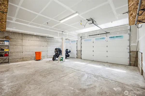 $1,100,000 | 17823 214th Ave Court East, Orting, WA 98360