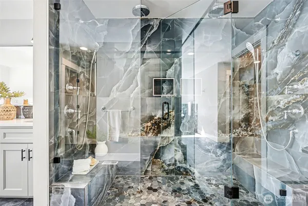 $1,100,000 | 17823 214th Ave Court East, Orting, WA 98360