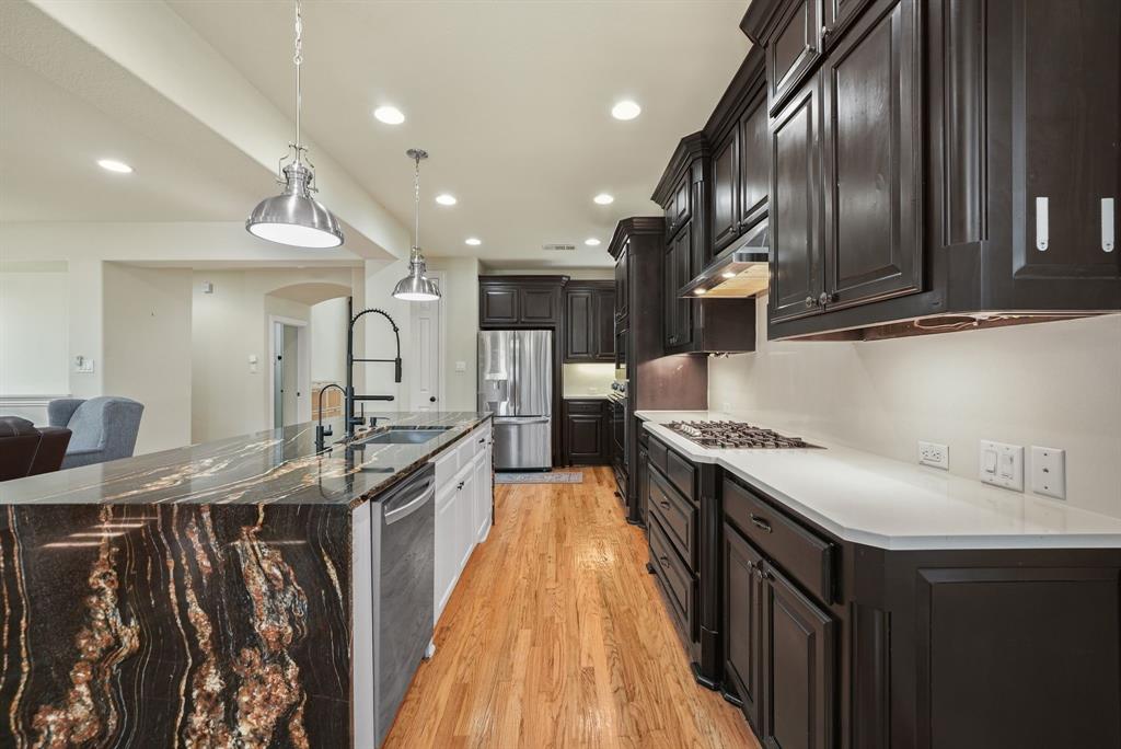 6385 Stallion Ranch Road Frisco, TX 75036 - Photo 4 of 40