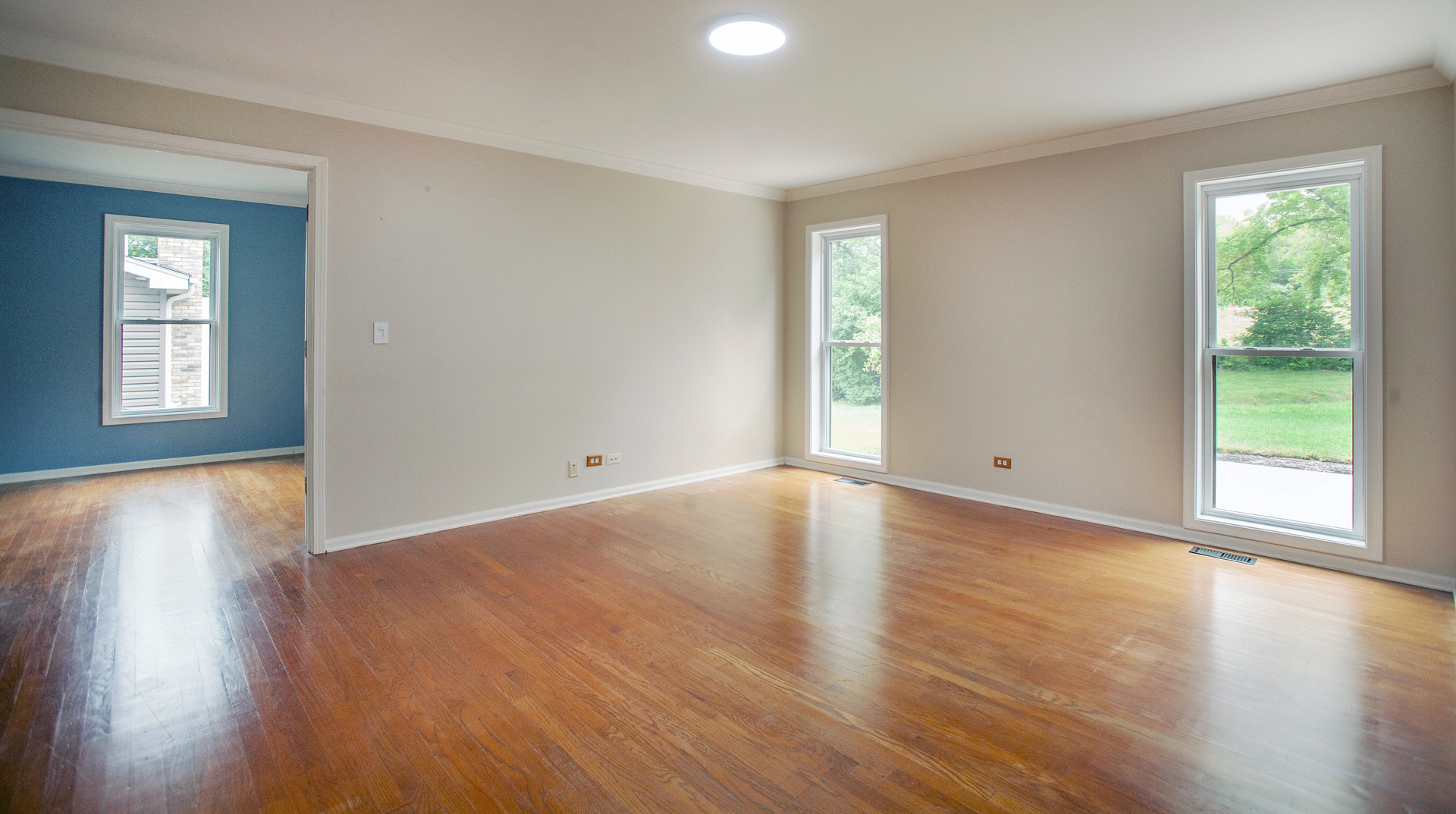 2705 Colonial Drive Elgin, IL 60124 - Photo 14 of 39