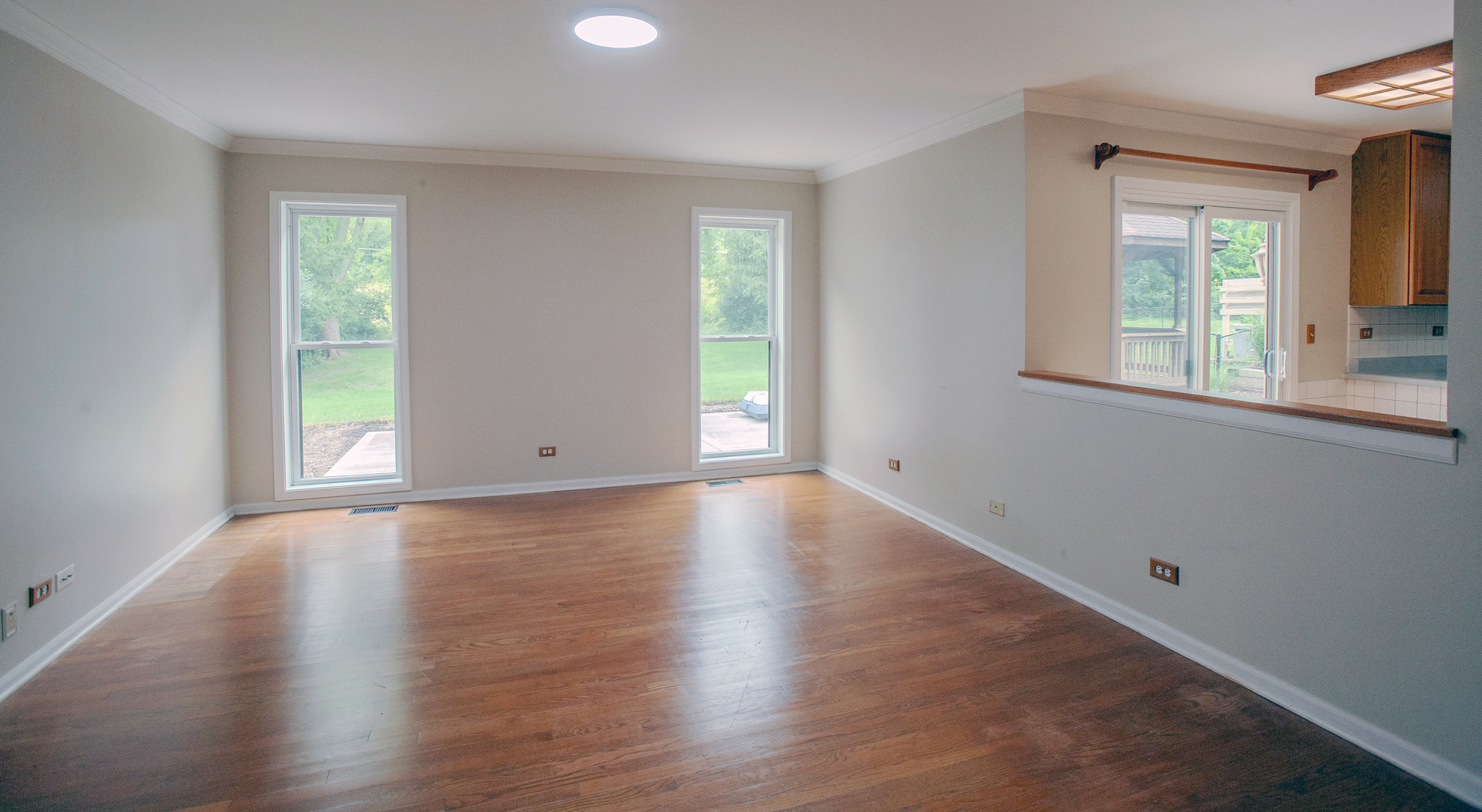 2705 Colonial Drive Elgin, IL 60124 - Photo 16 of 39