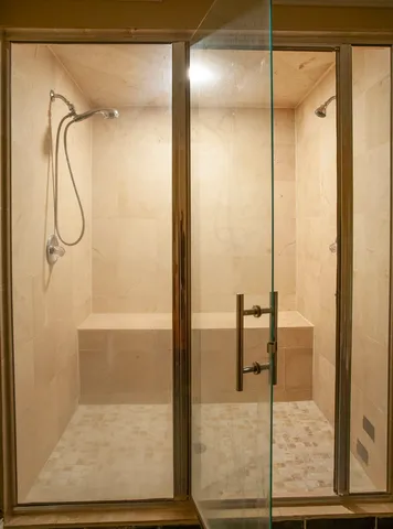 $550,000 | 2705 Colonial Drive, Elgin, IL 60124