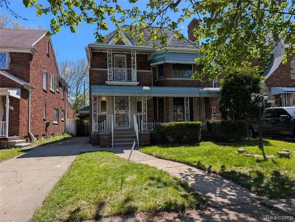 $2,000 | 17530 Roselawn Street, Unit 2, Detroit, MI 48221
