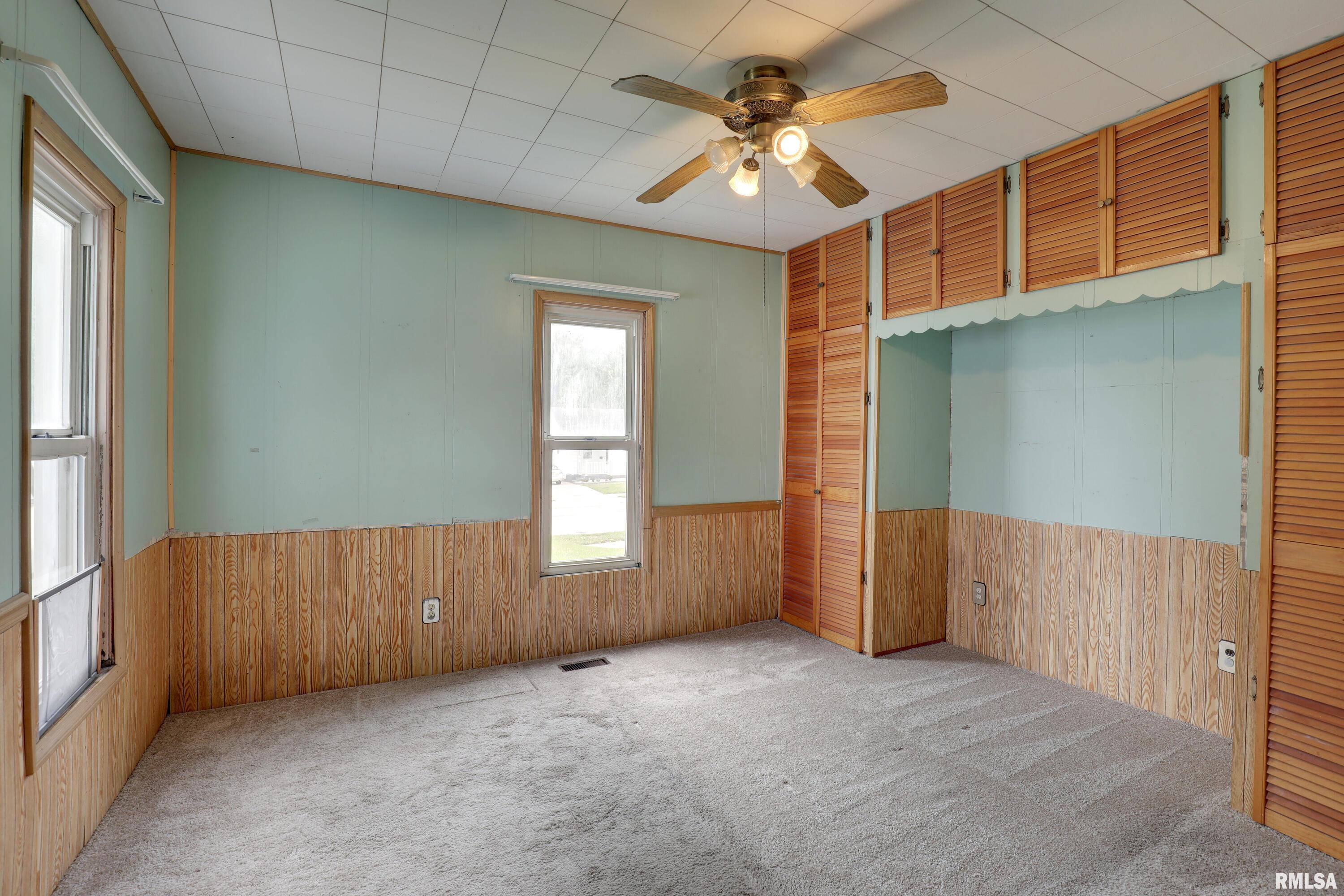 2911 Hampshire Street Quincy, IL 62301 - Photo 8 of 25