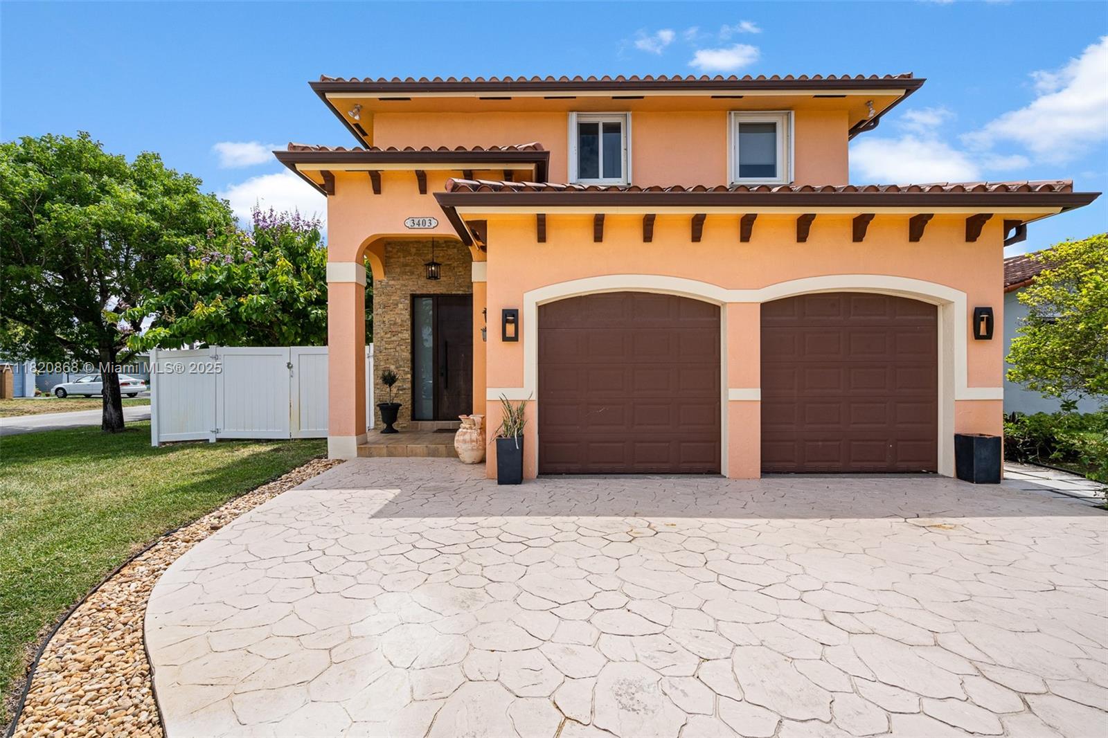 3403 Southwest 63rd Ave  