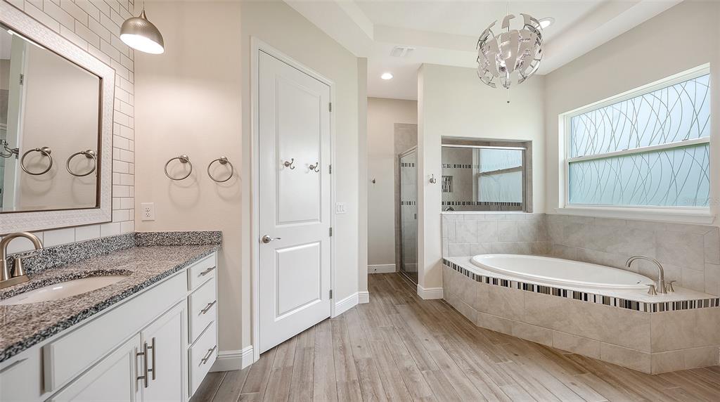 7499 Ripetta Street Sarasota, FL 34240 - Photo 22 of 49