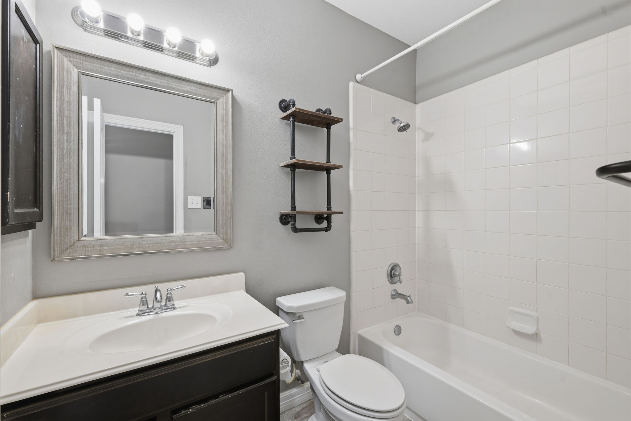 1715 Round Oak Lane Conroe, TX 77304 - Photo 23 of 32