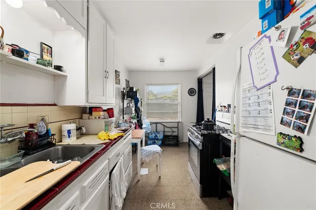 $670,000 | 1415 North Sierra Way, San Bernardino, CA 92405