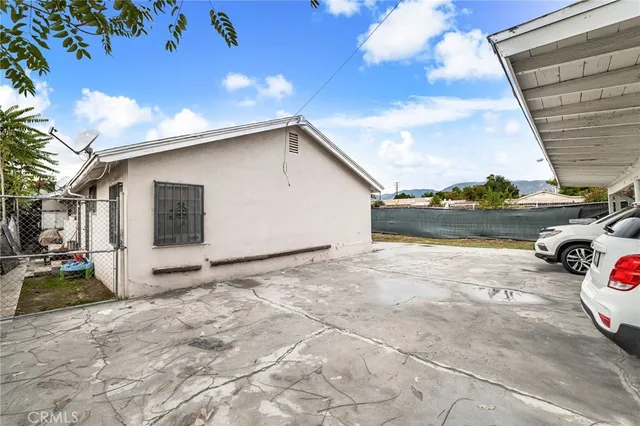 $670,000 | 1415 North Sierra Way, San Bernardino, CA 92405