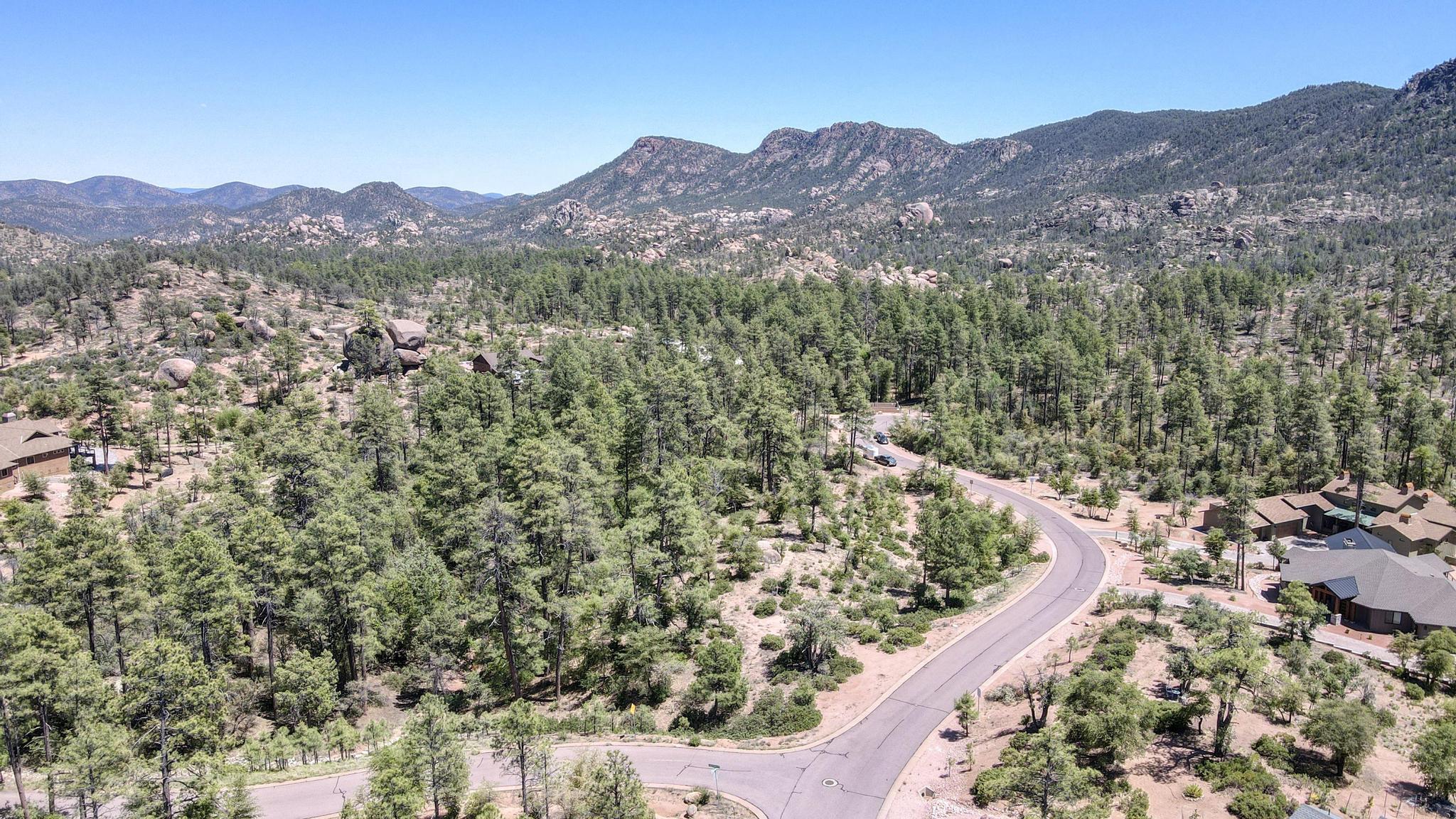 -- East Phoenix Street Payson, AZ 85541 - Photo 12 of 17 a view of a city with a mountain
