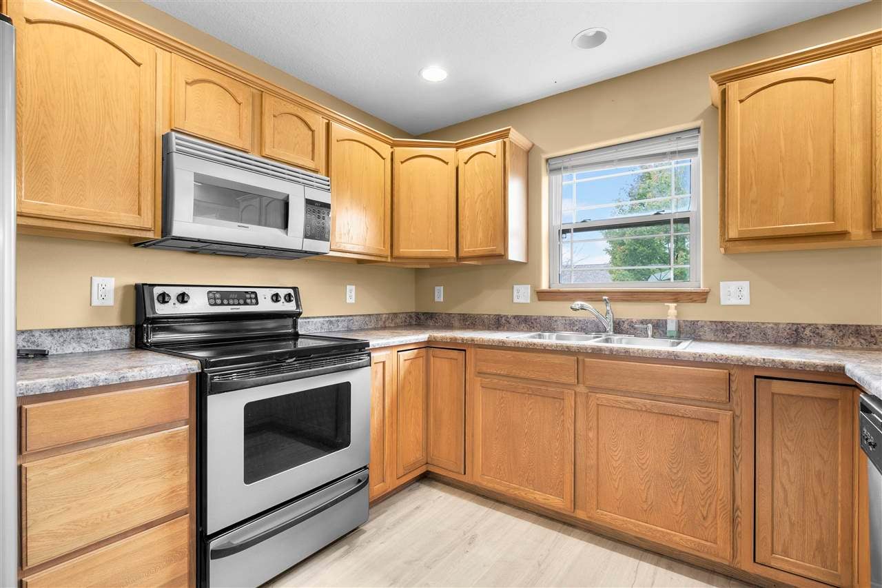 1690 50th Street Marion, IA 52302 - Photo 4 of 25 Gallery Image 4