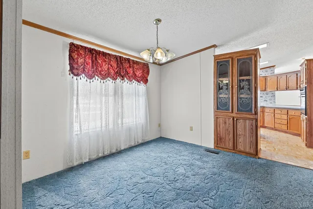 a view of an empty room with window