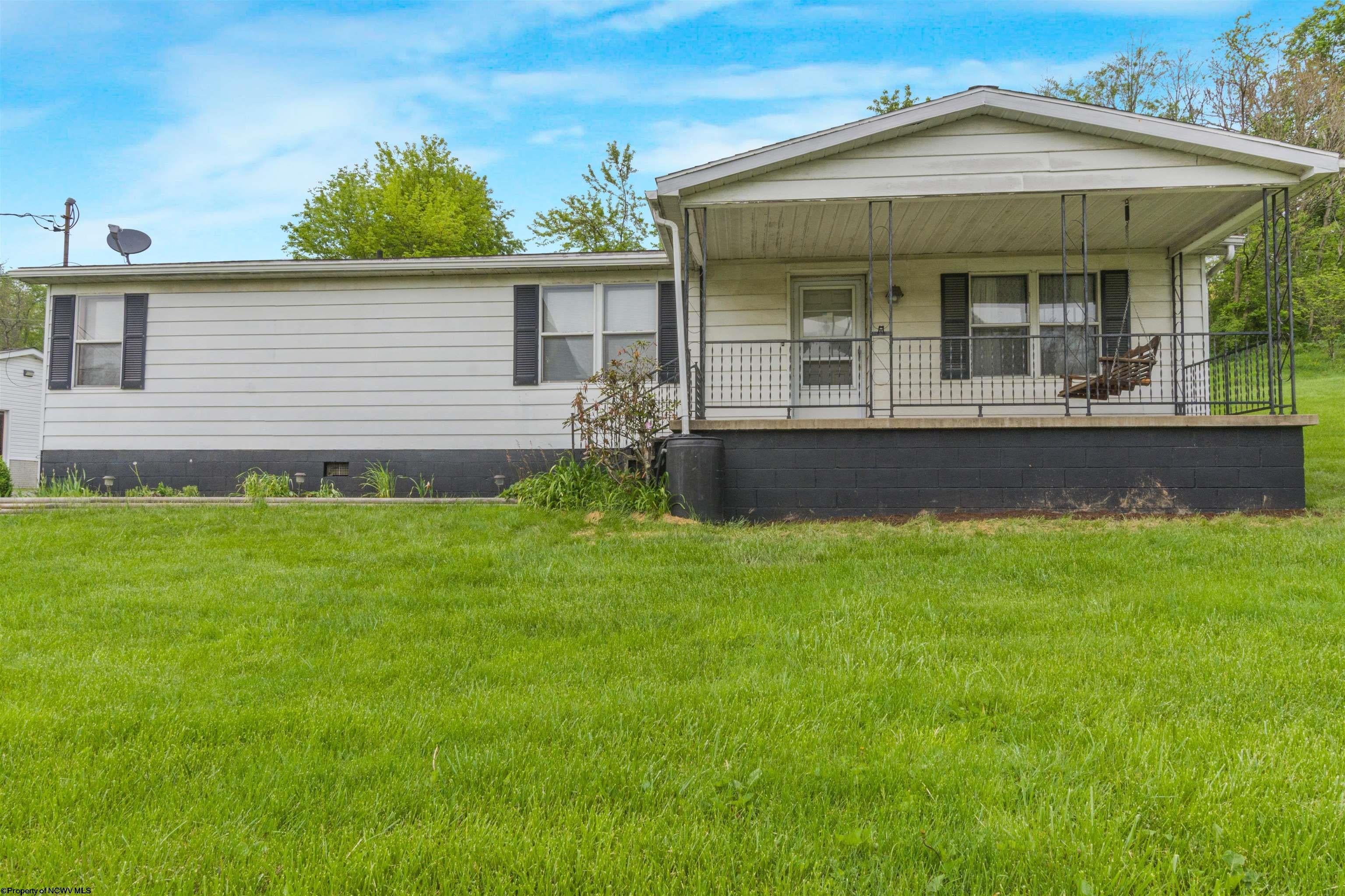 23 Daybrook Road Blacksville, WV 26521 - Photo 1 of 38 Gallery Image 1