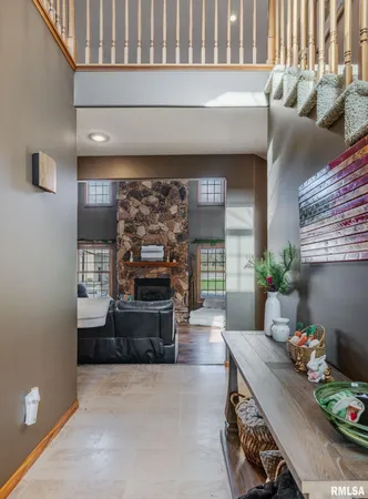$455,000 | 1615 Posey Street, Marion, IL 62959