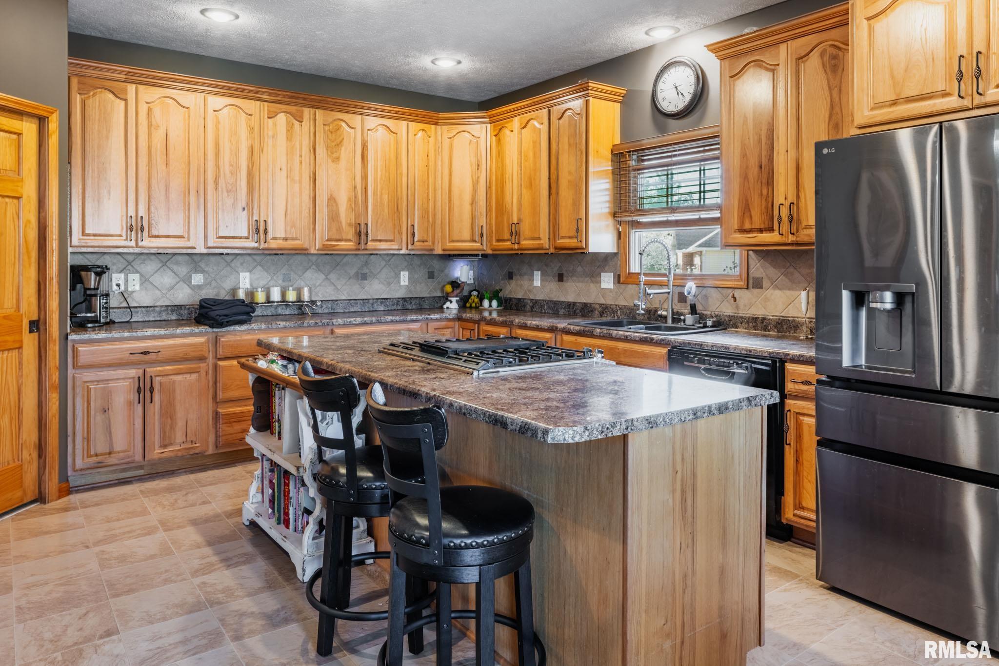 1615 Posey Street Marion, IL 62959 - Photo 9 of 48