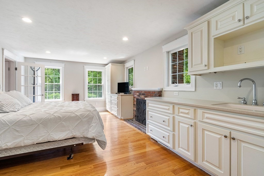 20 Teresa Road Hopkinton, MA 01748 - Photo 19 of 42 Gallery Image 19