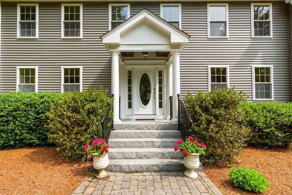 20 Teresa Road Hopkinton, MA 01748 - Photo 3 of 42 Gallery Image 3
