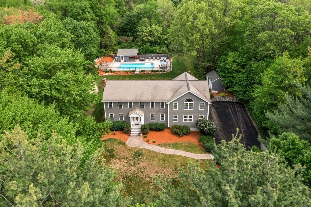 20 Teresa Road Hopkinton, MA 01748 - Photo 4 of 42 Gallery Image 4