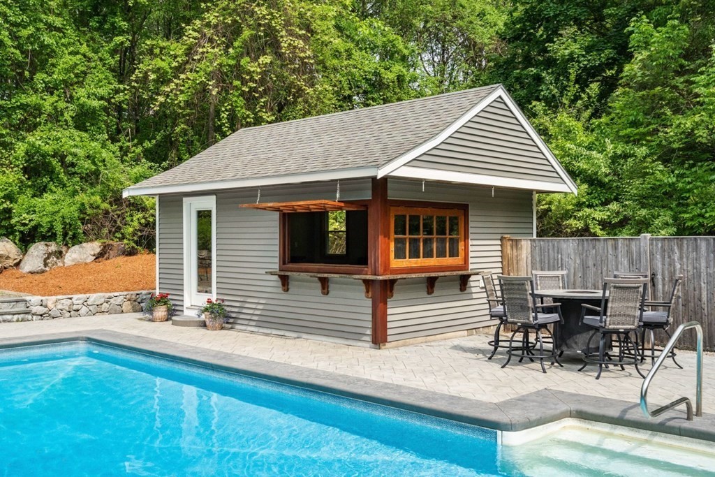 20 Teresa Road Hopkinton, MA 01748 - Photo 6 of 42 Gallery Image 6