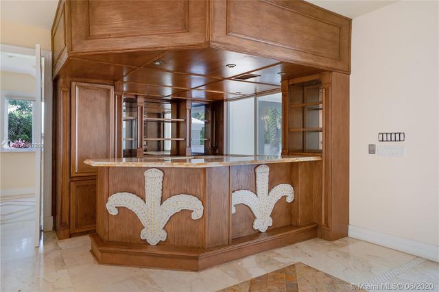 $3,780,000 | 2 Tahiti Beach Island Road, Coral Gables, FL 33143