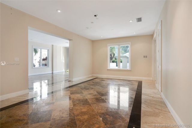 $3,780,000 | 2 Tahiti Beach Island Road, Coral Gables, FL 33143