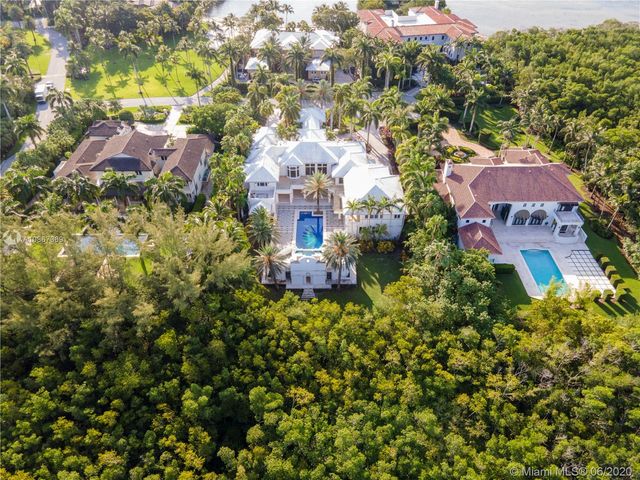 $3,780,000 | 2 Tahiti Beach Island Road, Coral Gables, FL 33143