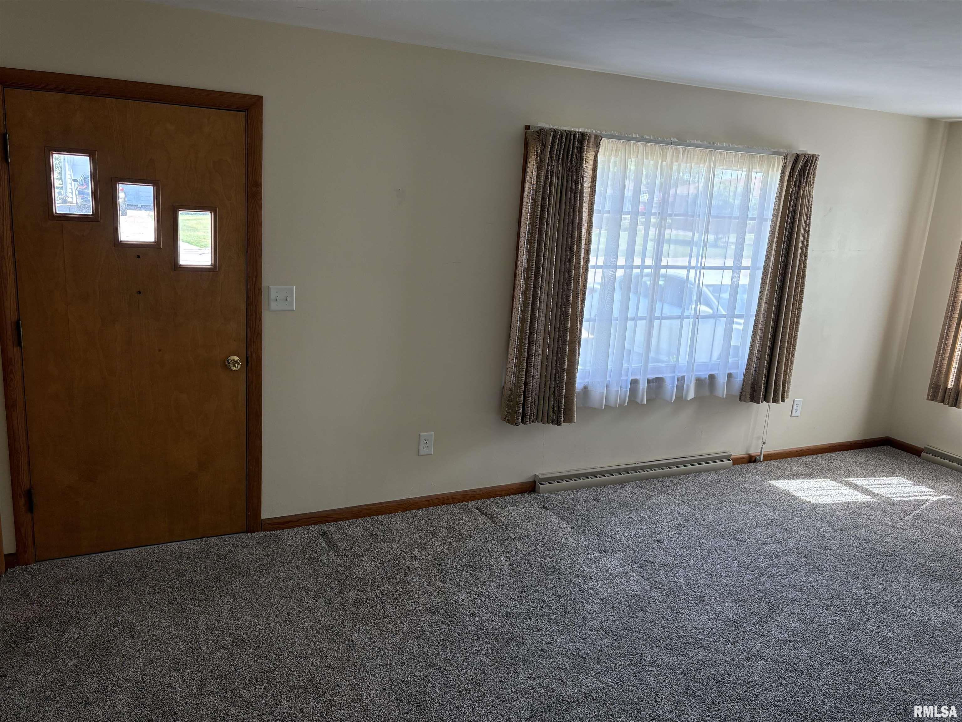 870 Park View Road Galesburg, IL 61401 - Photo 16 of 60