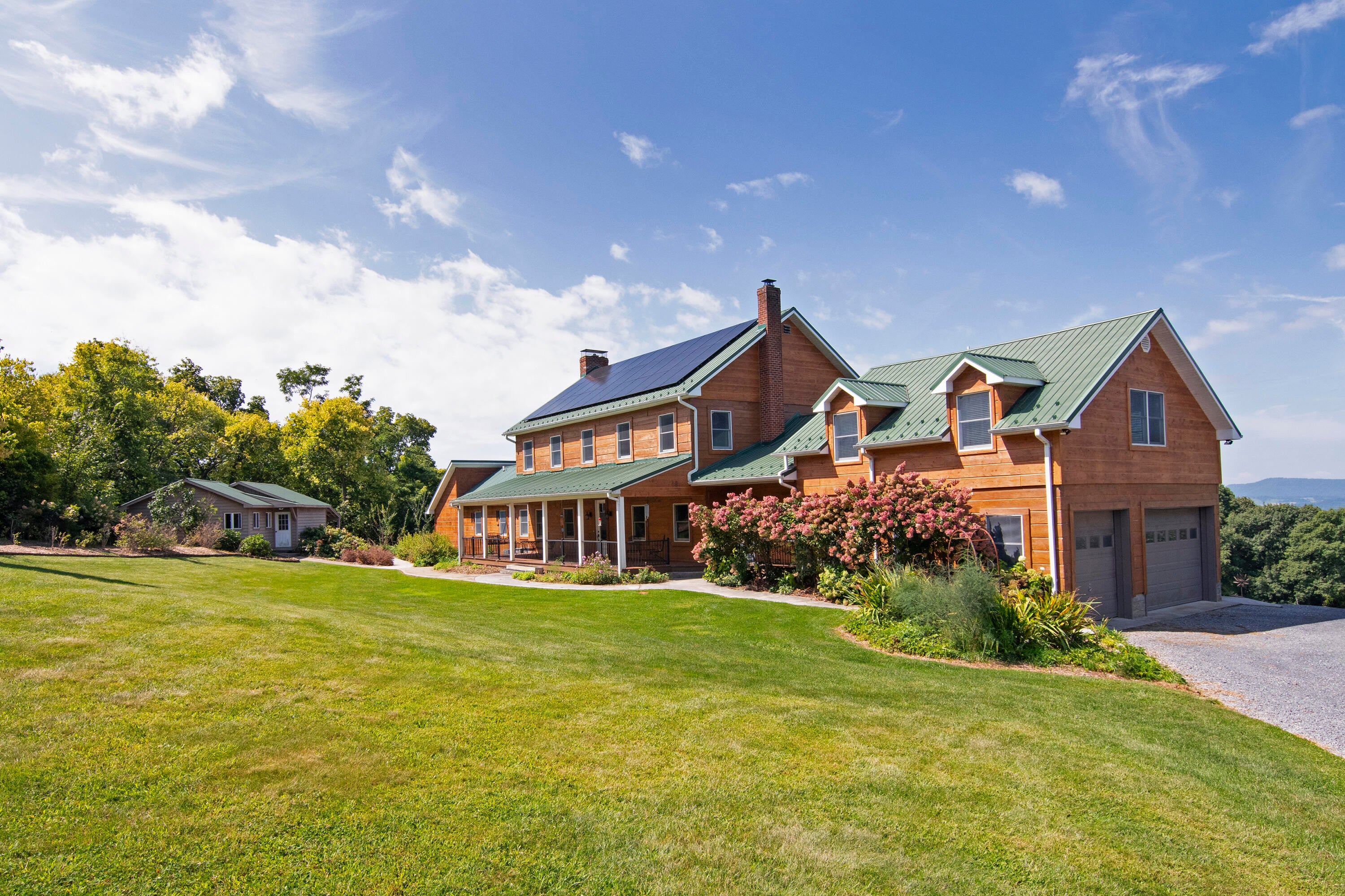 221 Montview Road Caldwell, WV 24925 - Photo 4 of 92 Gallery Image 4