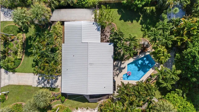 $649,900 | 282 Southeast Edgewood Drive, Stuart, FL 34996