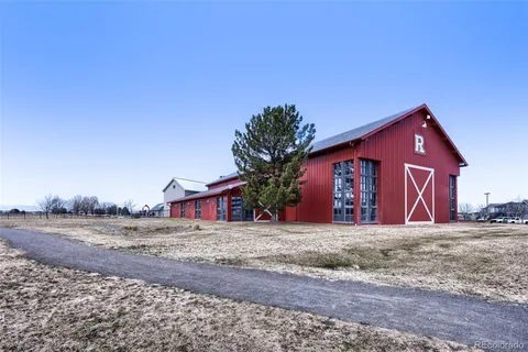 a front view of house with yard