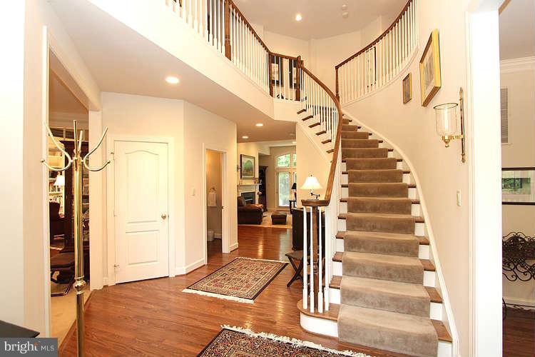 1373 Cameron Heath Drive Reston, VA 20194 - Photo 3 of 30 Interior General