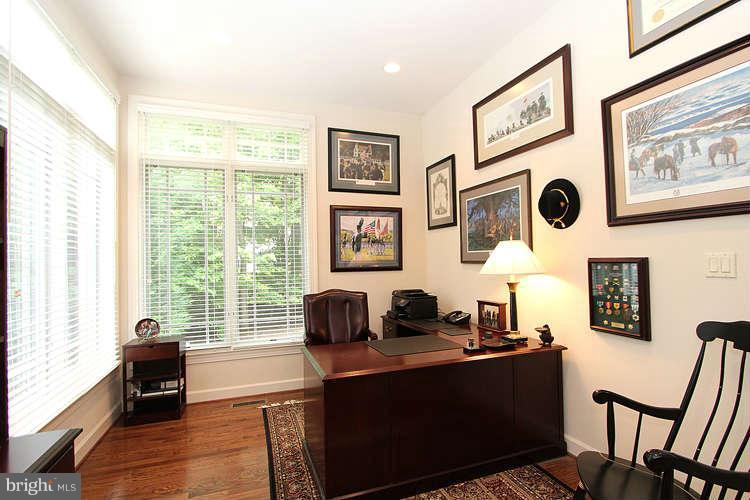 1373 Cameron Heath Drive Reston, VA 20194 - Photo 8 of 30 Interior General
