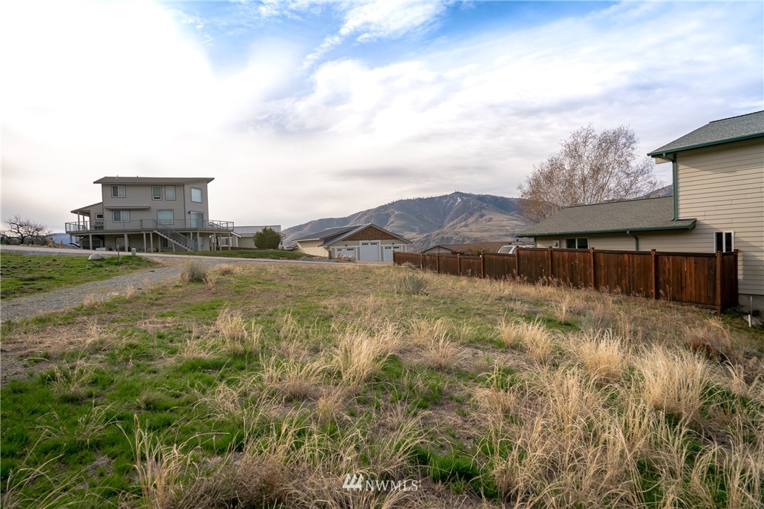 104 Jr Point Court Chelan, WA 98816 - Photo 8 of 11 Gallery Image 8