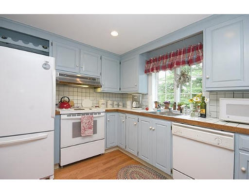 49 Century Road Weymouth, MA 02190 - Photo 11 of 21 Gallery Image 11