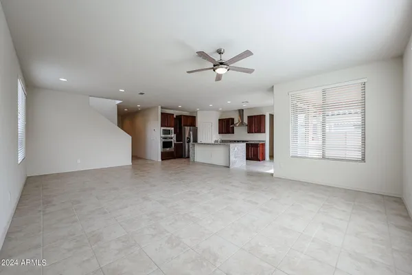 $2,400 | 9013 West Luke Avenue, Glendale, AZ 85305