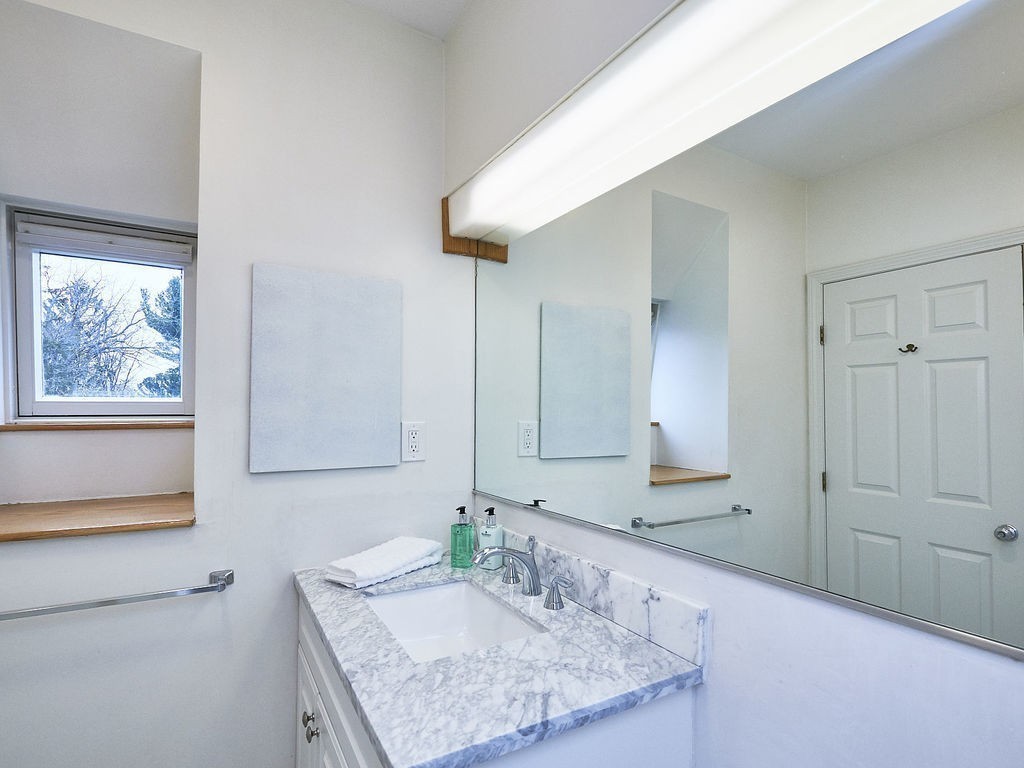 101 Summit Avenue, Unit B Brookline, MA 02446 - Photo 14 of 22