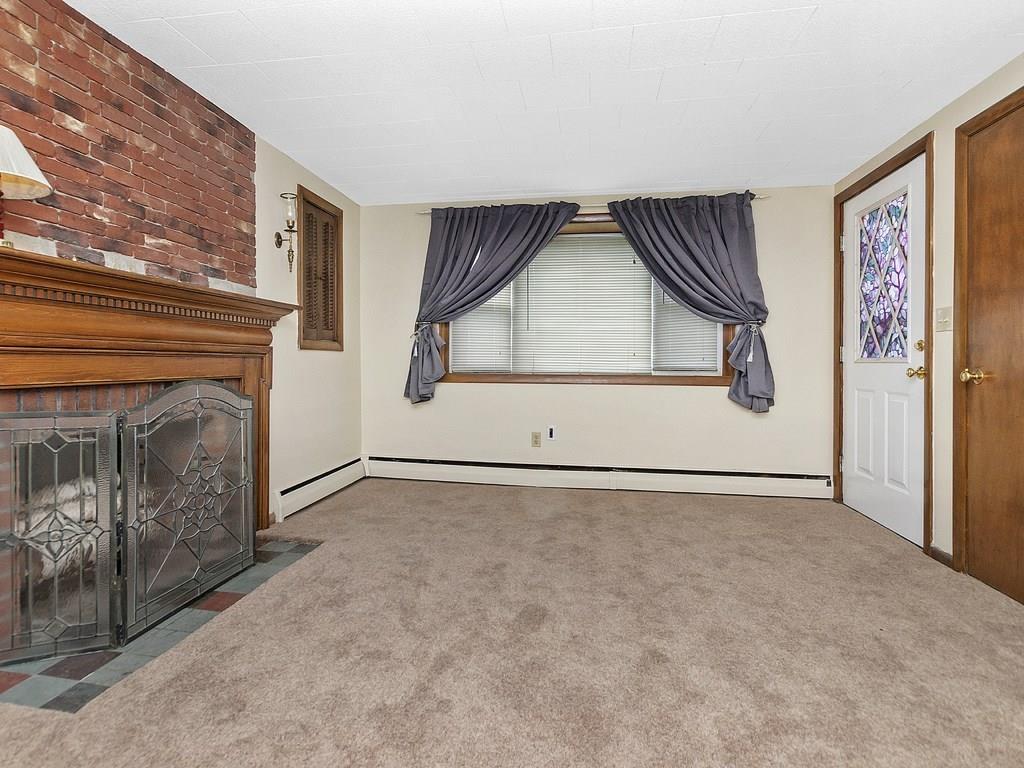 28 Meade Road Waltham, MA 02451 - Photo 11 of 35