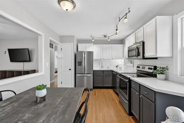 $280,000 | 916 Tree Trails Lane, Fenton, MO 63026